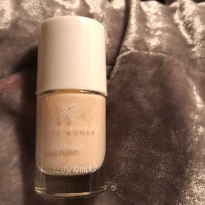 28 piece make up lot for raghad97